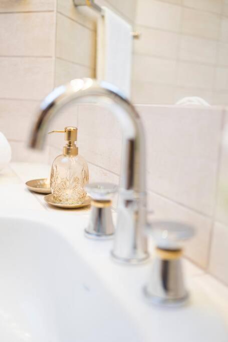 Chic Penthouse Grand-Place บรัสเซลส์ ภายนอก รูปภาพ